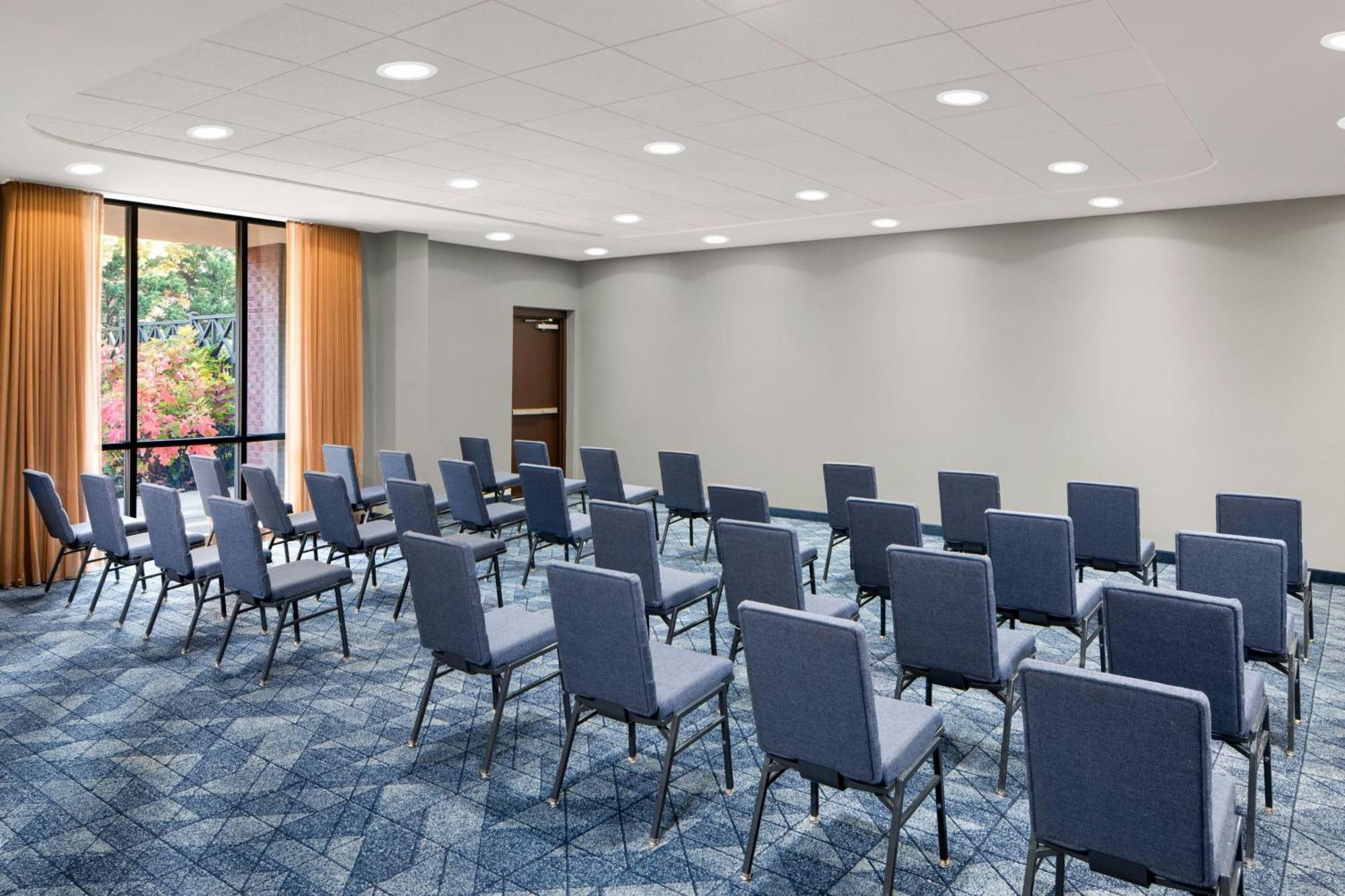 Courtyard By Marriott Knoxville Airport Alcoa Exterior foto