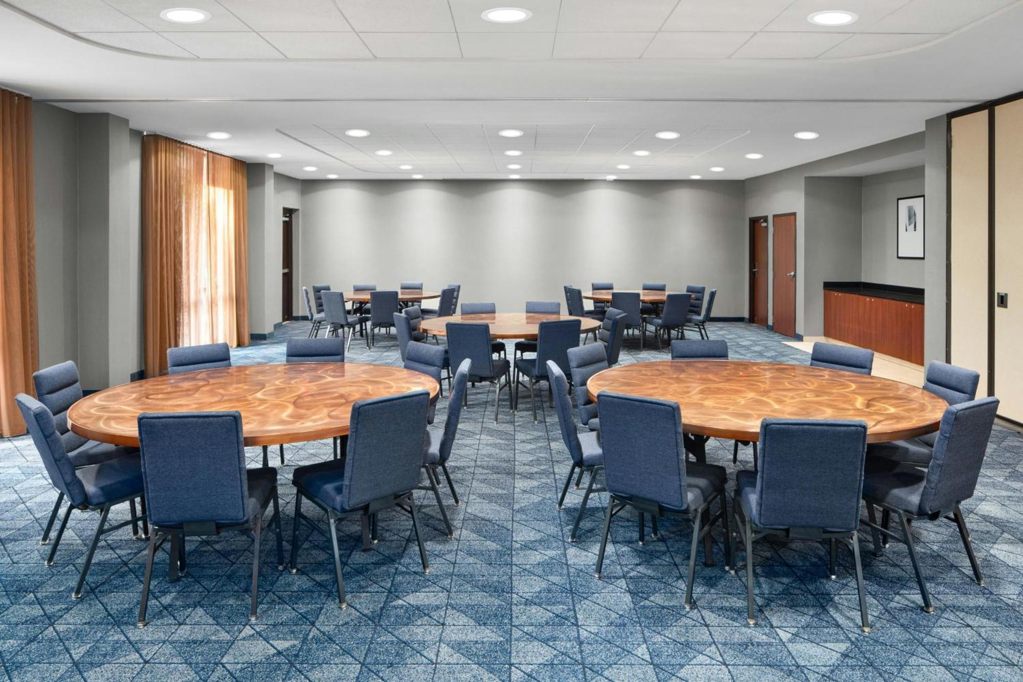 Courtyard By Marriott Knoxville Airport Alcoa Exterior foto